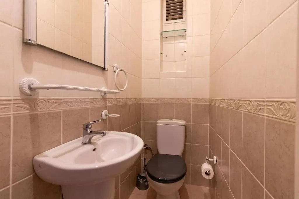 Authentic And Spacious 3Br Flat W Ac And Balcony Istanboel 0*,
